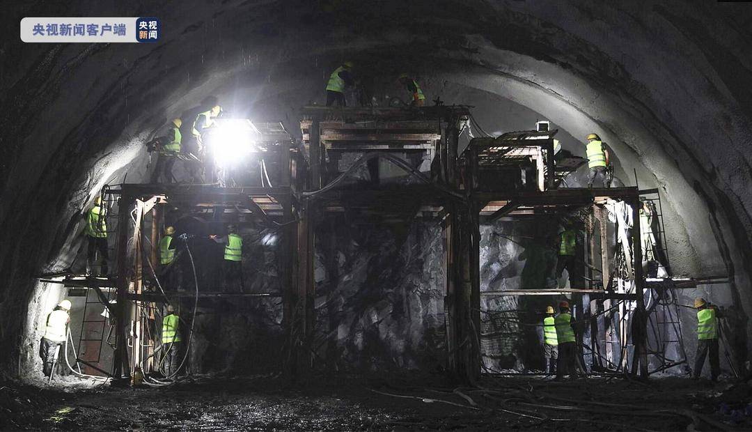 杭温高铁全线最长隧道西山隧道顺利贯通