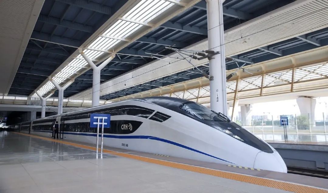 2022传递山东温度,"泰小哥"与您相约高铁g5557护您回家～|山东省|高铁