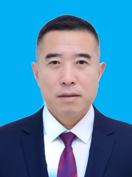 现任民革通化市委会主委,通化市骨伤医院院长.