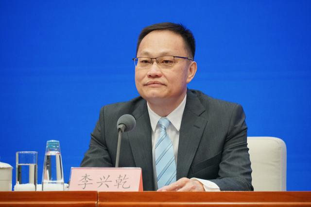 商务部对外贸易司司长李兴乾 澎湃新闻记者 周頔 摄