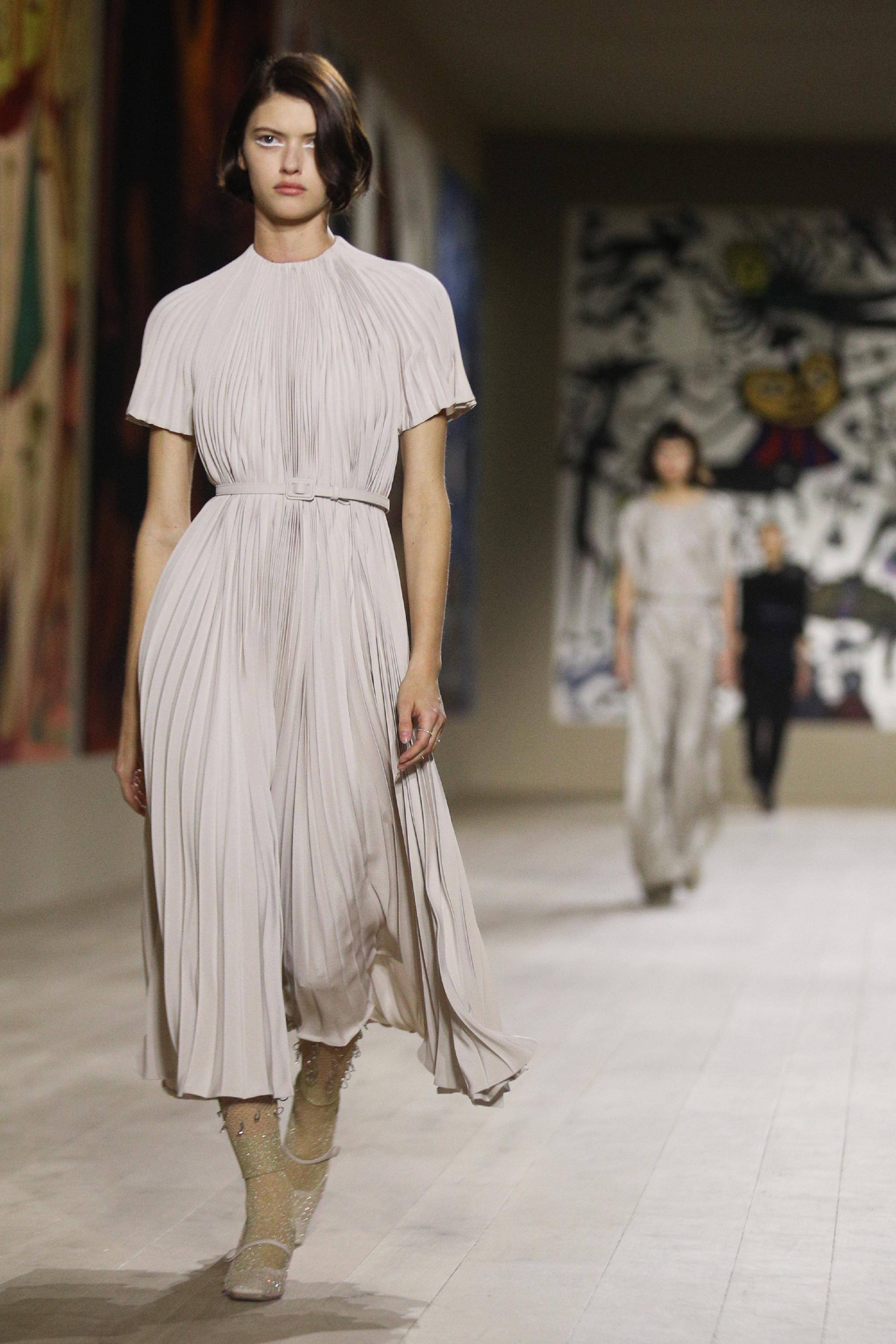 巴黎高定时装周迪奥时装秀