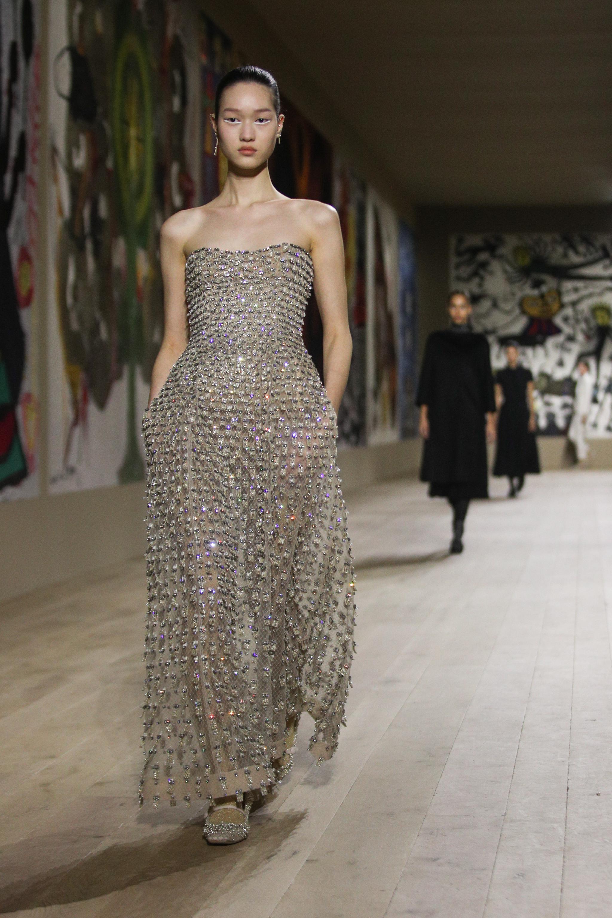 巴黎高定时装周迪奥时装秀