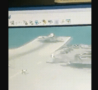 ▲英国F-35B战机坠海瞬间 图源：社交媒体