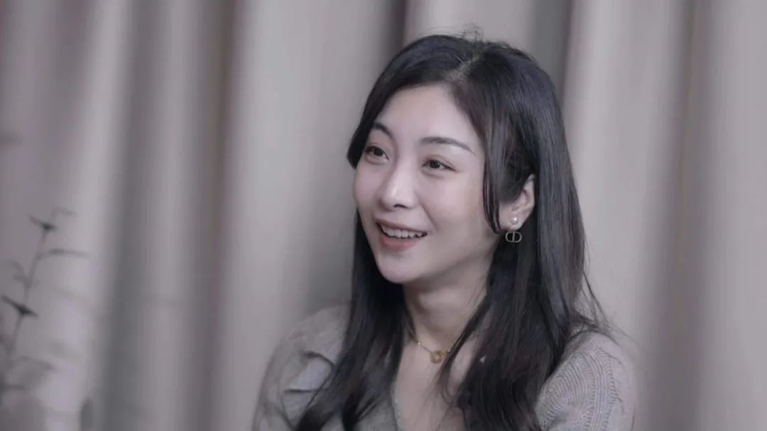 30岁美女模特试管生下混血三胞胎：一个月花销10万，已存够钱把孩子养大成人休闲区蓝鸢梦想 - Www.slyday.coM