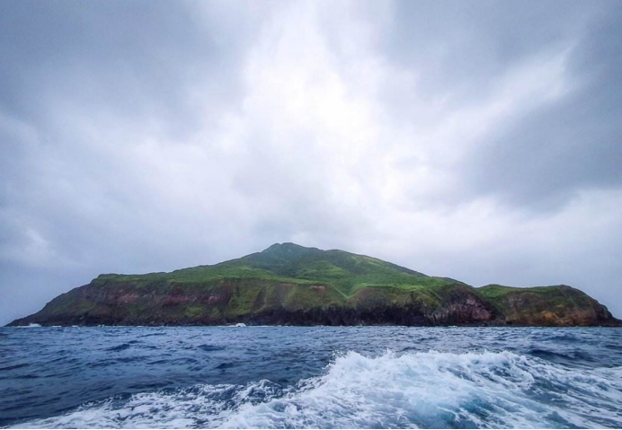 NASA卫星拍到“龟山岛”在冒烟,我国将有火山喷发?台湾该怎办休闲区蓝鸢梦想 - Www.slyday.coM NASA卫星拍到“龟山岛”在冒烟,我国将有火山喷发?台湾该怎办休闲区蓝鸢梦想 - Www.slyday.coM