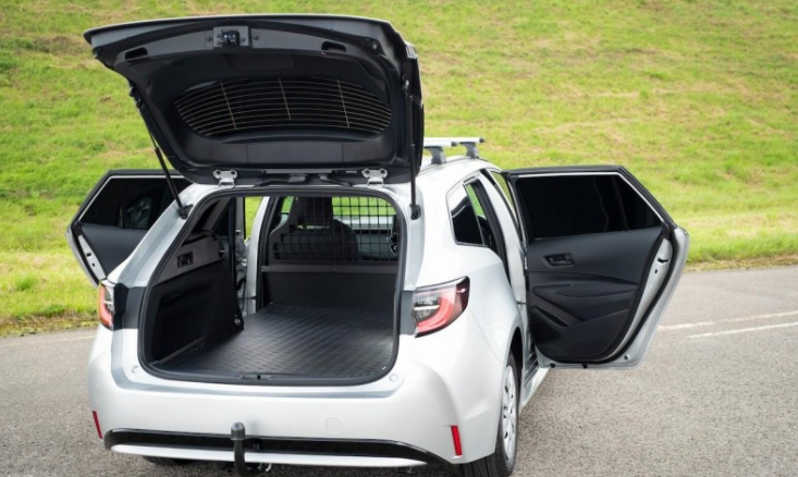 高颜值低油耗丰田卡罗拉商用油电旅行车commercial正式发售