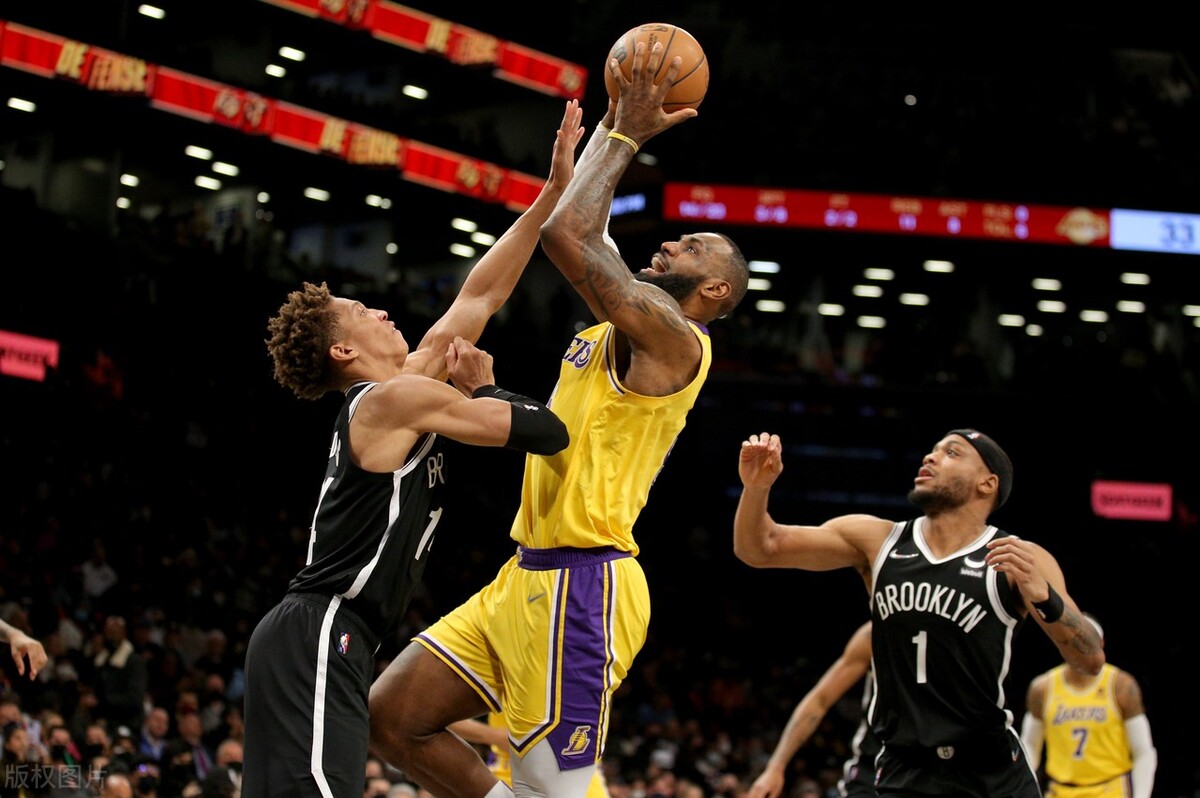 仅一夜湖人胜篮网快船落后35分逆转勇士连胜太阳续约功臣