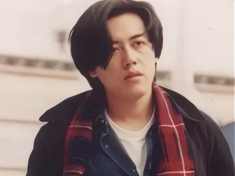 唱雨一直下的张宇要复出了?自曝当初隐退内幕:因喉咙无限期停工|张宇|复出|无限期_新浪新闻