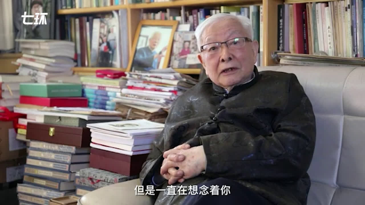 96岁大陆新闻学泰斗方汉奇向98岁台湾新闻学泰斗李瞻拜年：相期以茶，超过百岁|拜年|台湾省_新浪新闻