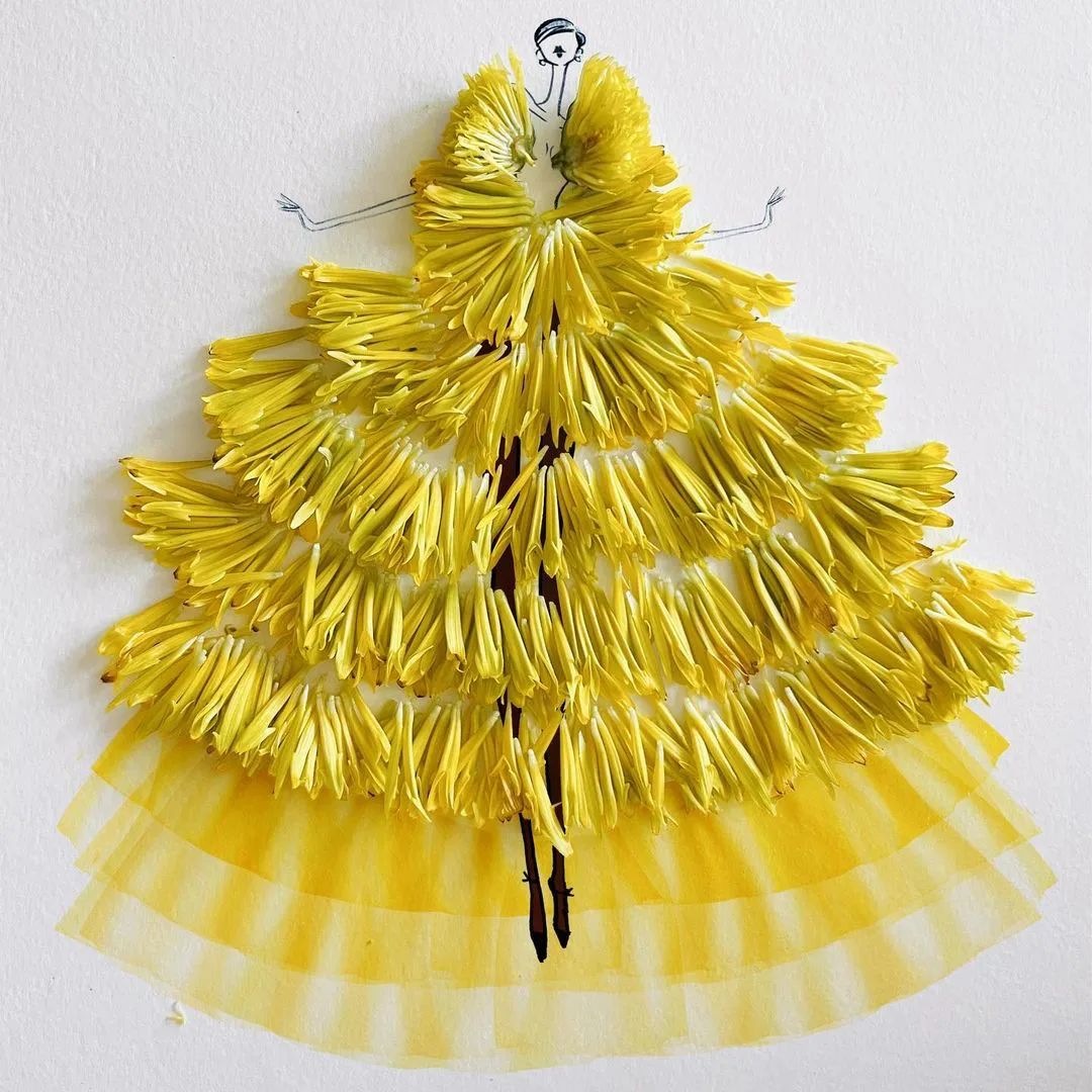 将手绘与鲜花结合，他把服装设计玩出了花，创意一百分休闲区蓝鸢梦想 - Www.slyday.coM