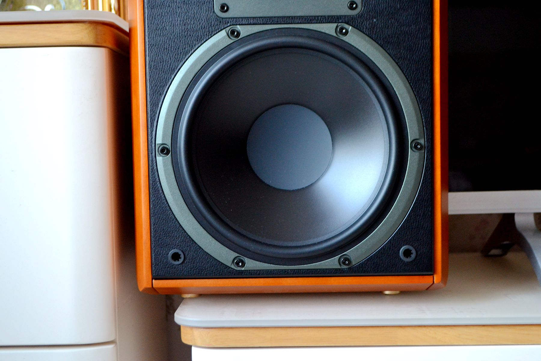 买音箱不要抠抠搜搜一步到位8寸顶级低频王者惠威m5a试听