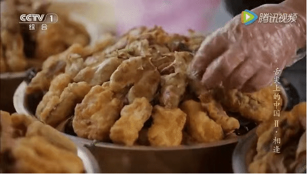 年夜饭上最贵的一道菜，居然用盆装？休闲区蓝鸢梦想 - Www.slyday.coM