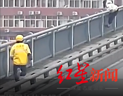 最先营救放下婴儿的轻生女子，泸州外卖小哥找到了：20岁，为照顾病父返乡做骑手休闲区蓝鸢梦想 - Www.slyday.coM