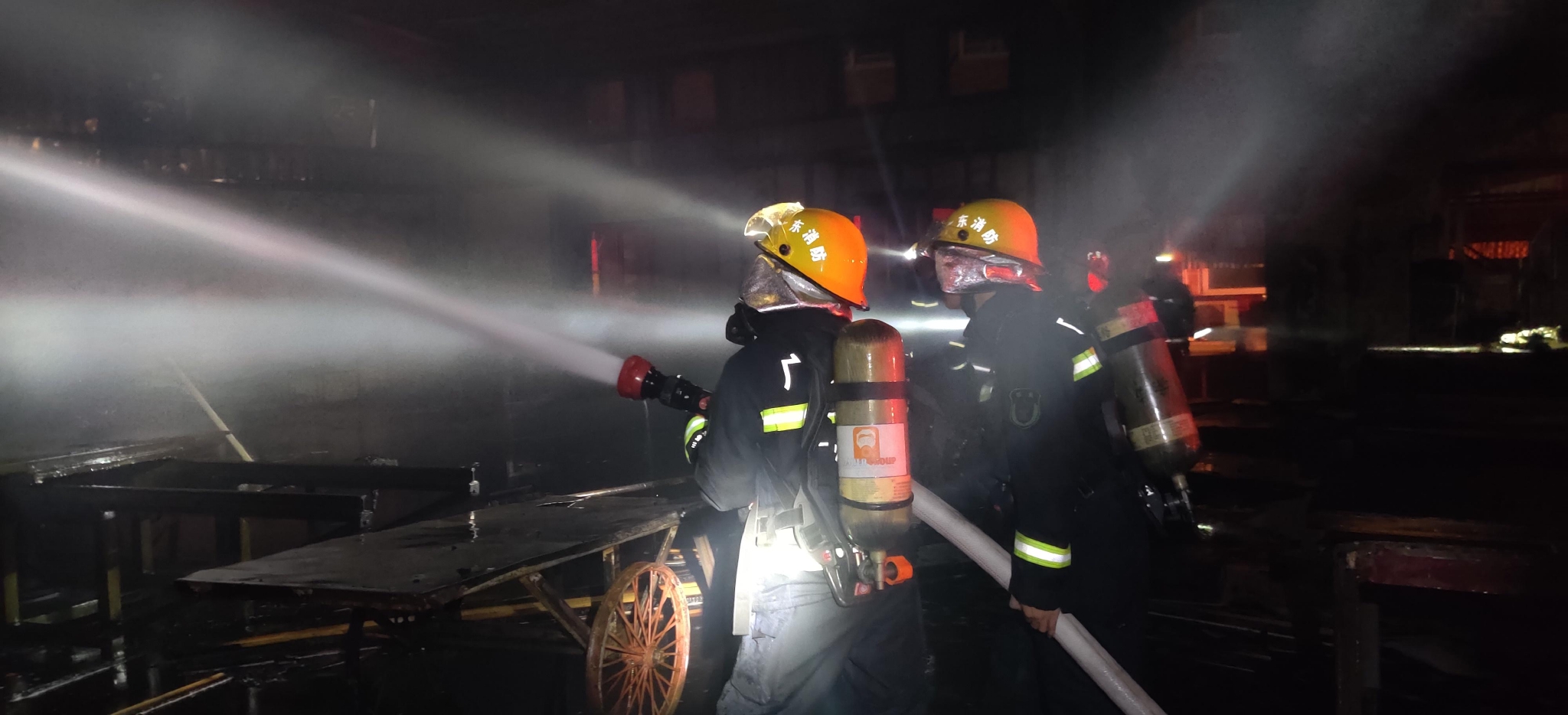 赤岗消防救援站班长杨守省：一顿总也吃不上的年夜饭休闲区蓝鸢梦想 - Www.slyday.coM