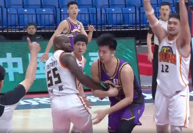 88比87！吉林男篮绝境大逆转，最后0.9秒决出胜负，创2大纪录休闲区蓝鸢梦想 - Www.slyday.coM