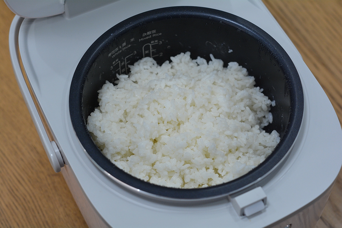 北京3人晚餐不忍看,一锅饭一锅菜,网友:不赖,这1锅顶4菜|酱料|排骨