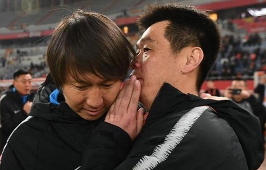 武磊全场最低分!被日本人抢断10次,退钱哥发声,罕见挺国足休闲区蓝鸢梦想 - Www.slyday.coM 武磊全场最低分!被日本人抢断10次,退钱哥发声,罕见挺国足休闲区蓝鸢梦想 - Www.slyday.coM