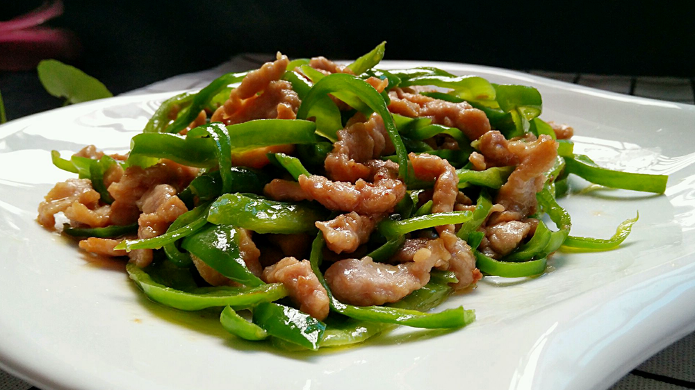 快餐店青椒肉丝为啥那么好吃原来是这样炒的肉丝滑嫩美味下饭