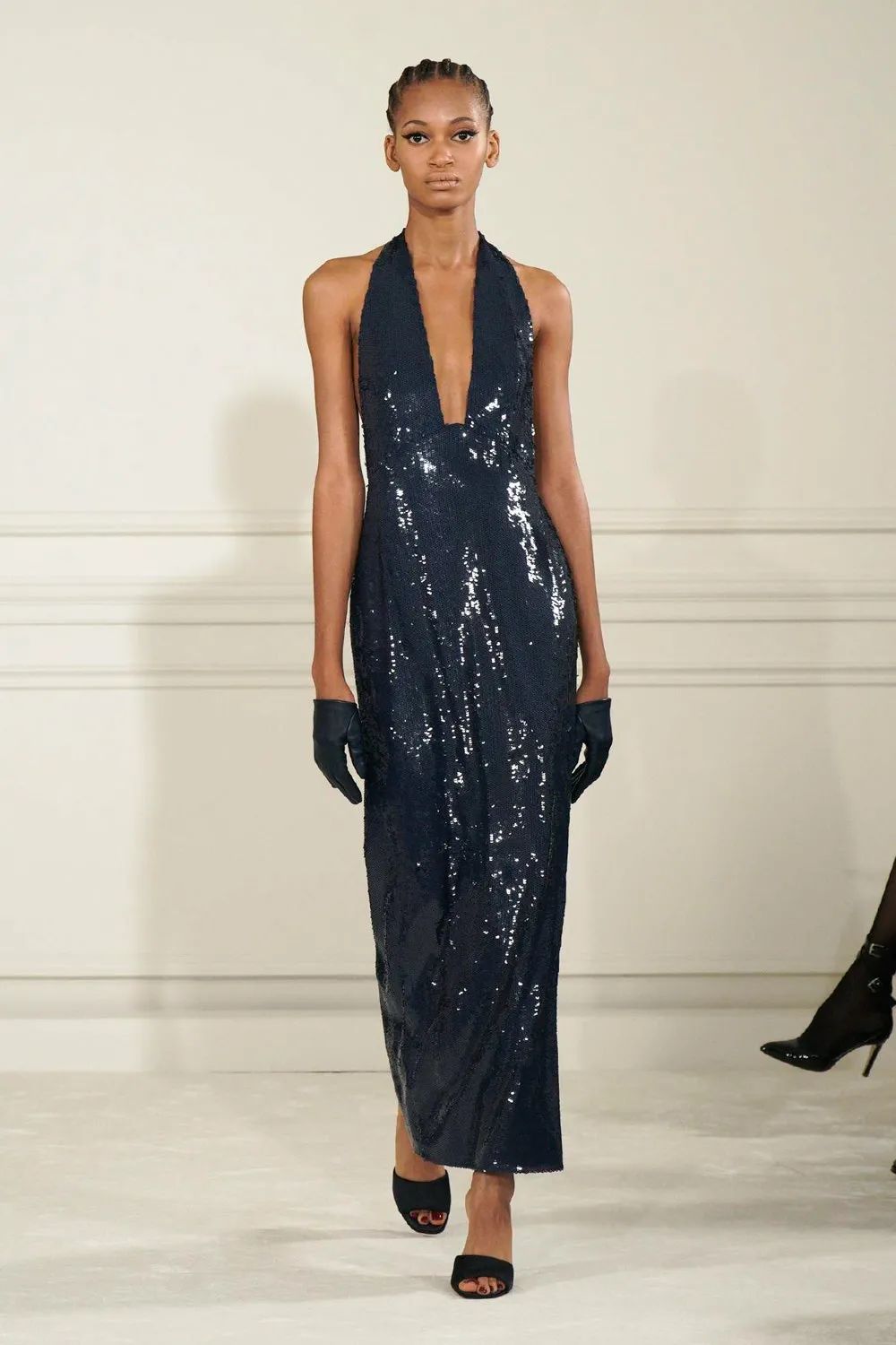 她们从未想过能为valentino高定走秀