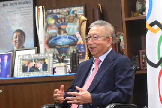 1月25日，国际奥委会副主席黄思绵在新加坡接受采访。新华社发（邓智炜摄）
