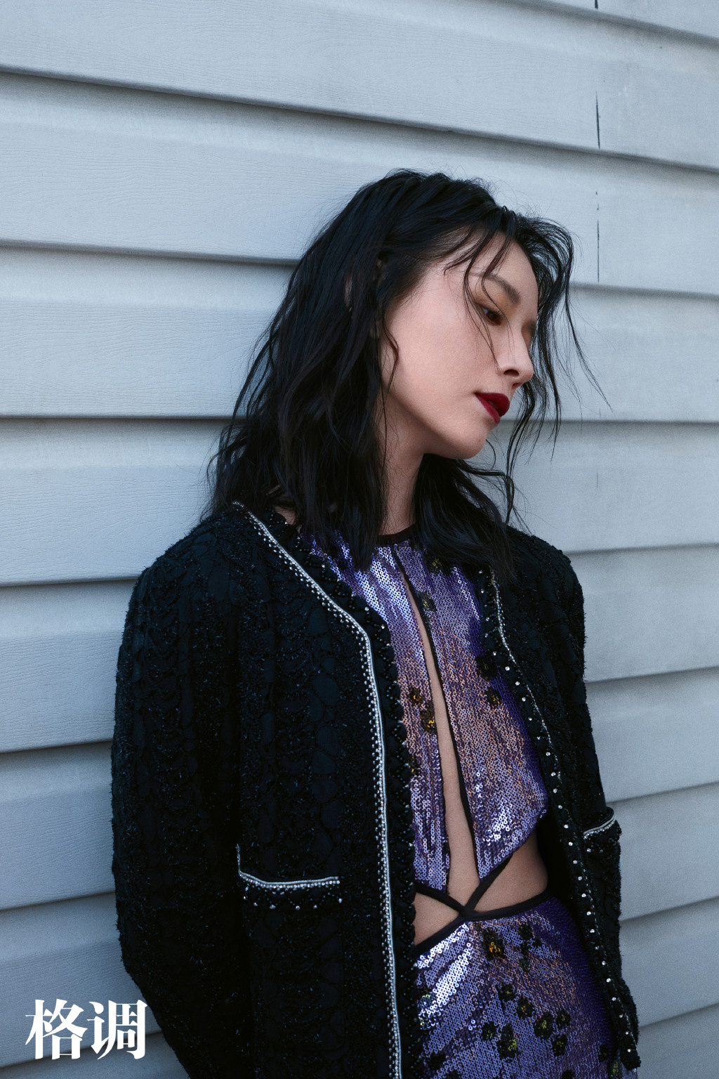 董洁最新时尚大片释出 头发凌乱身形十分消瘦|董洁|时尚大片_新浪新闻