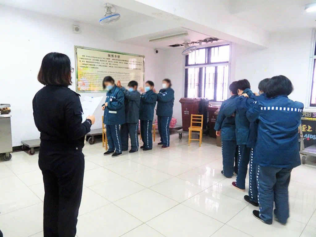 上海女子监狱对罪犯进行情绪疏通预防冬季心理流感