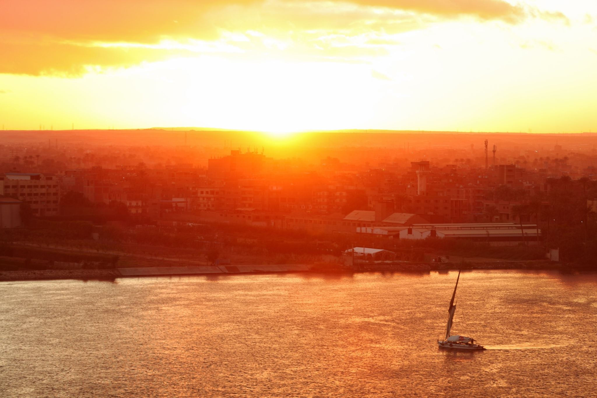 埃及开罗红霞满天