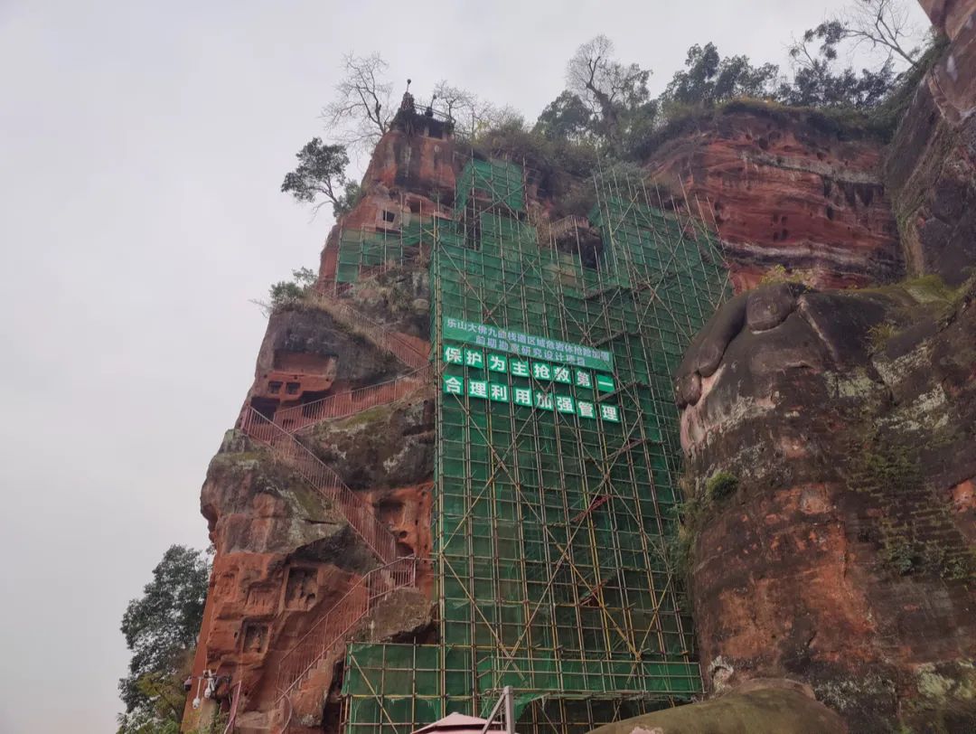 乐山大佛脸花鼻黑多次美容效果不佳根源在哪