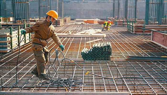 2022年迎来基建大年新老基建概念股谁将拔得头筹