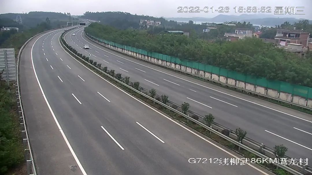 g7212柳武高速86km湾龙村卡口位于g7212柳北高速武宣往桂平方向及g