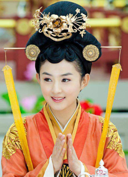 赵丽颖走红多年,首次冲刺春晚挺进四联排,演小品可能性比唱歌大休闲区蓝鸢梦想 - Www.slyday.coM 赵丽颖走红多年,首次冲刺春晚挺进四联排,演小品可能性比唱歌大休闲区蓝鸢梦想 - Www.slyday.coM