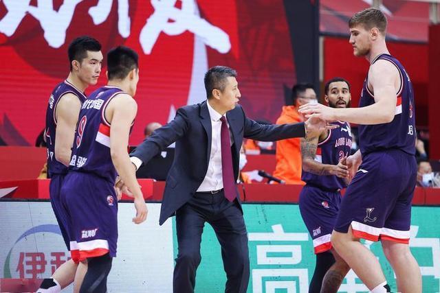 郭士强的执教能力到底有多强,带领广州男篮两年强势崛起休闲区蓝鸢梦想 - Www.slyday.coM 郭士强的执教能力到底有多强,带领广州男篮两年强势崛起休闲区蓝鸢梦想 - Www.slyday.coM