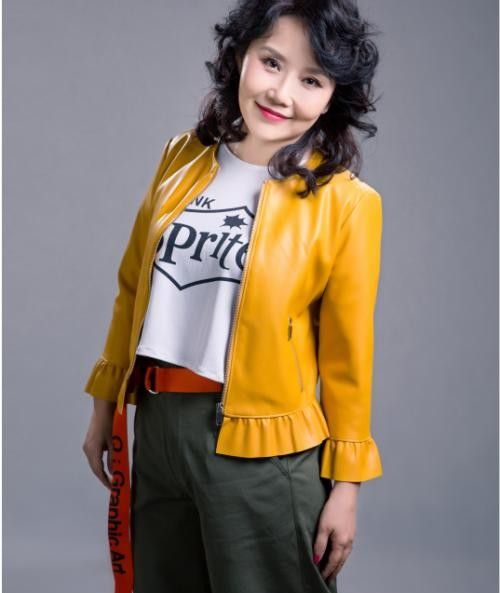 歌唱家胡月嫁陆剑民为爱放弃事业造假病历骗父亲