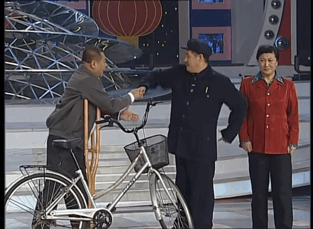 范伟对生活细致入微的观察造就了无数经典|卖拐|范伟|巩汉林_新浪新闻