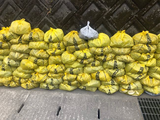 日本樱岛火山喷发！火山口数量增加6倍的富士山会大规模喷发吗？休闲区蓝鸢梦想 - Www.slyday.coM