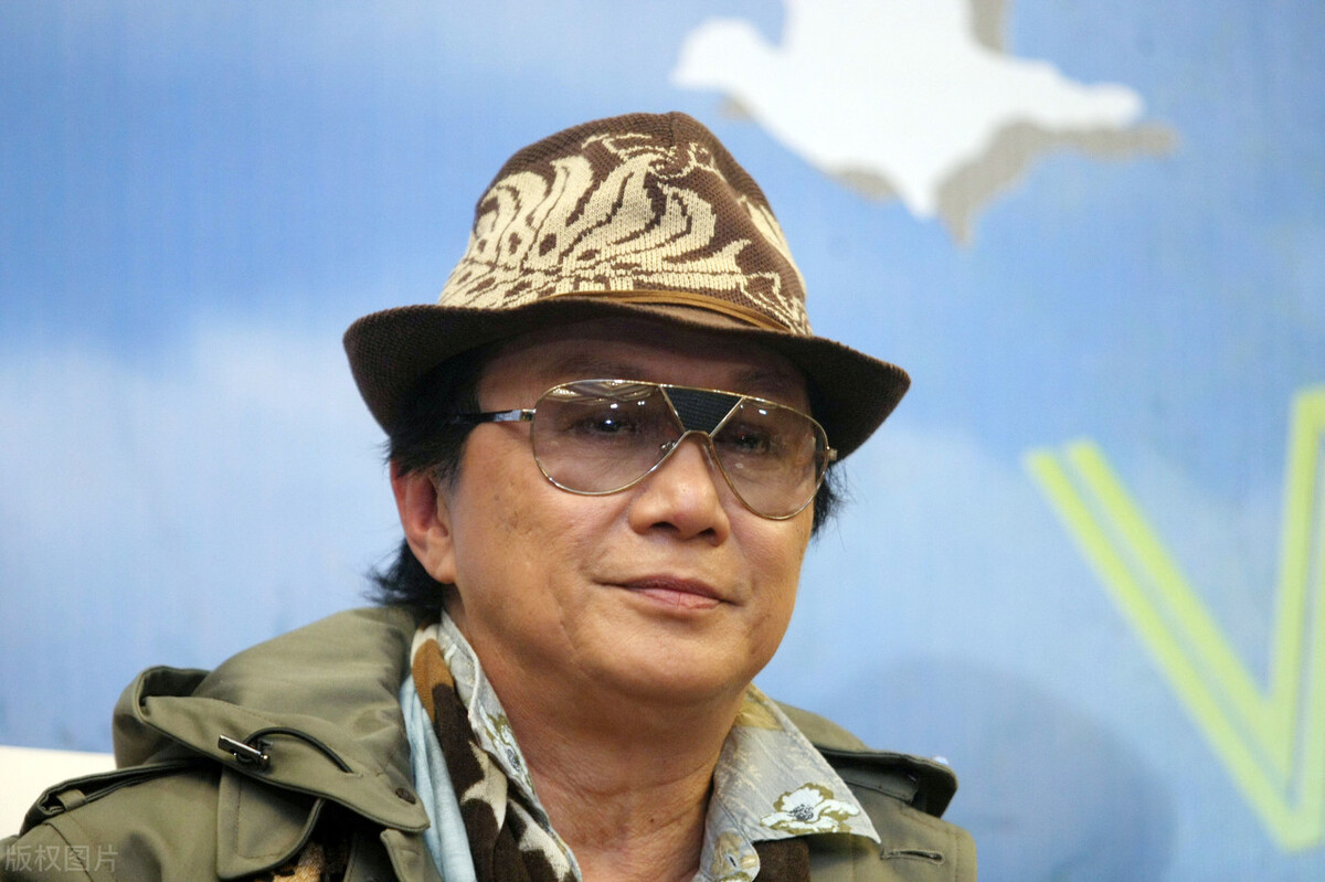 被谭咏麟称为大哥大,叫刘德华为小弟弟,许冠杰到底有多牛?休闲区蓝鸢梦想 - Www.slyday.coM 被谭咏麟称为大哥大,叫刘德华为小弟弟,许冠杰到底有多牛?休闲区蓝鸢梦想 - Www.slyday.coM