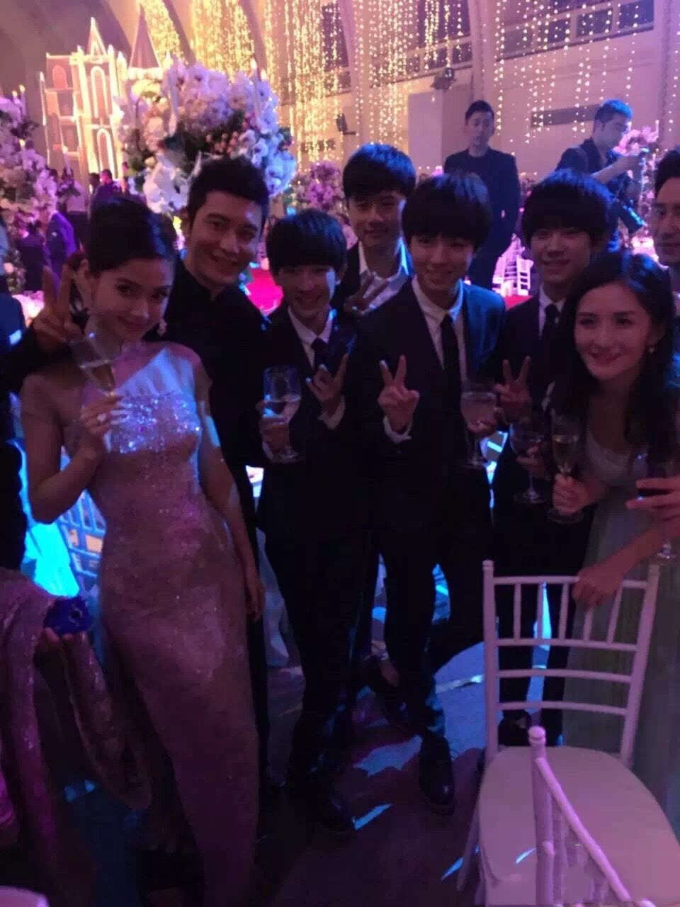 王俊凯曾经参加过黄晓明和baby的婚礼,事后还写了真情实感的日记