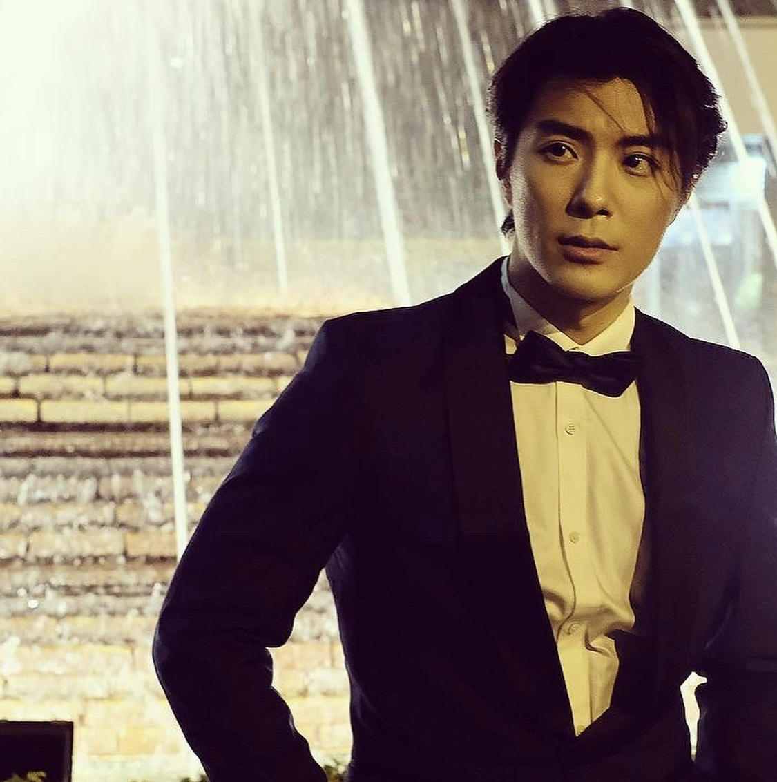 张景淳宣布暂别剧组网友望爱回家改剧名细数离开的角色