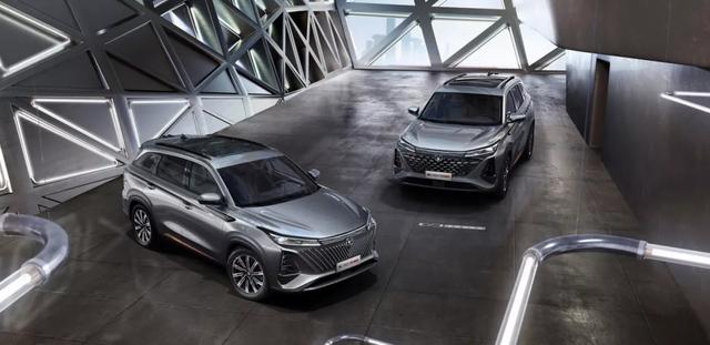 12.79万起，标配爱信8AT，第二代CS75PLUS到底有多强？休闲区蓝鸢梦想 - Www.slyday.coM