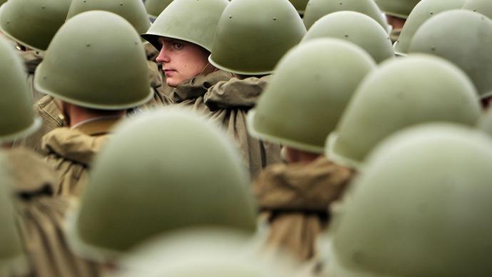 解读：送乌克兰5000顶头盔的德国打着自己的小算盘？