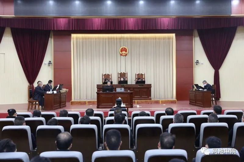 挪用公款百余万打赏男主播，这名女出纳被判刑休闲区蓝鸢梦想 - Www.slyday.coM