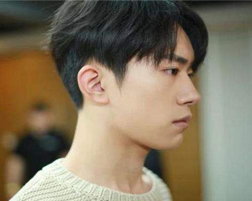 前瞻《长津湖之水门桥》，吴京冲击300亿票房，易烊千玺将破百亿休闲区蓝鸢梦想 - Www.slyday.coM