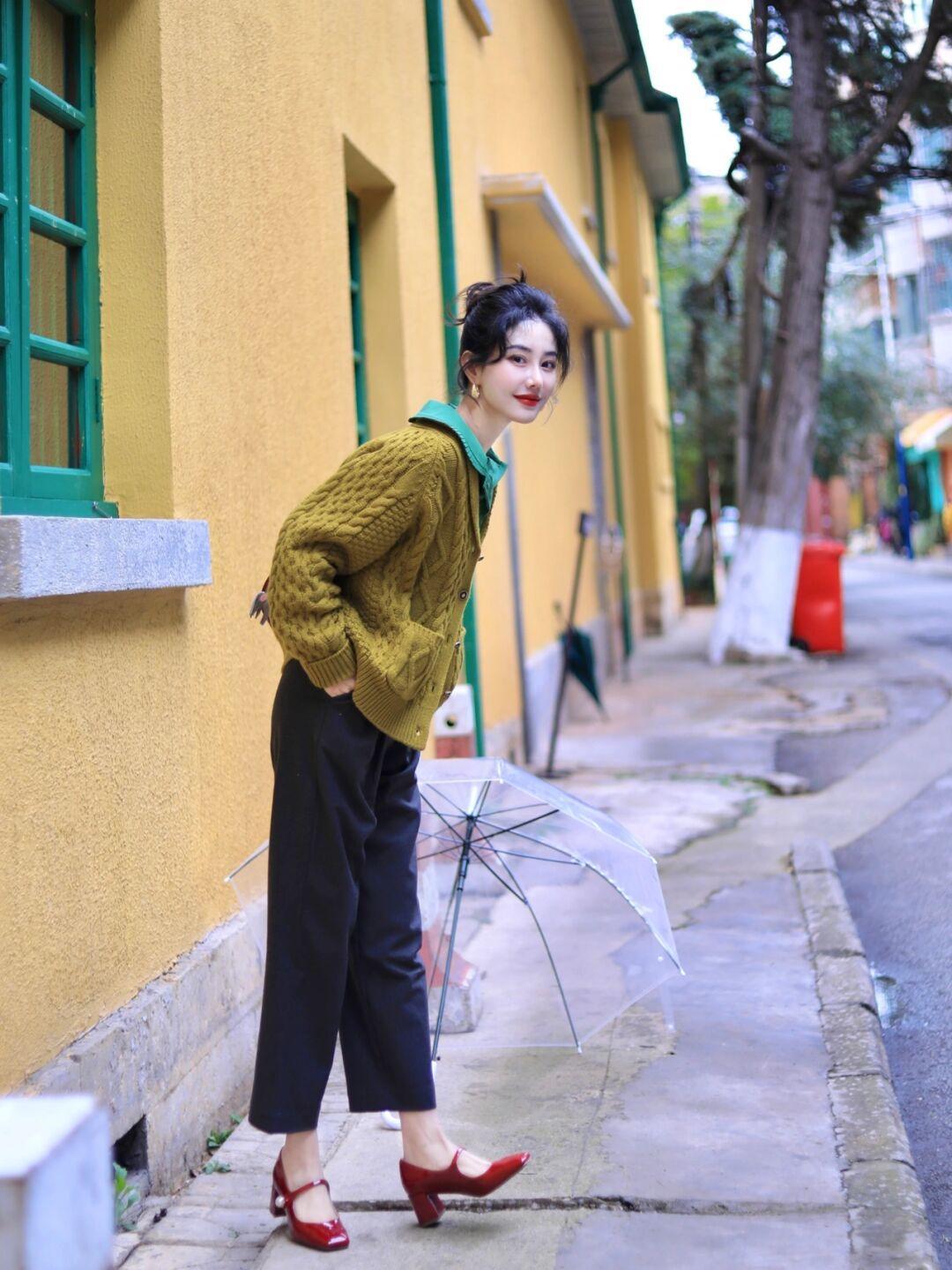 新年穿“毛衣”才洋气，单穿叠穿都好看，让你演绎不费劲的高级休闲区蓝鸢梦想 - Www.slyday.coM