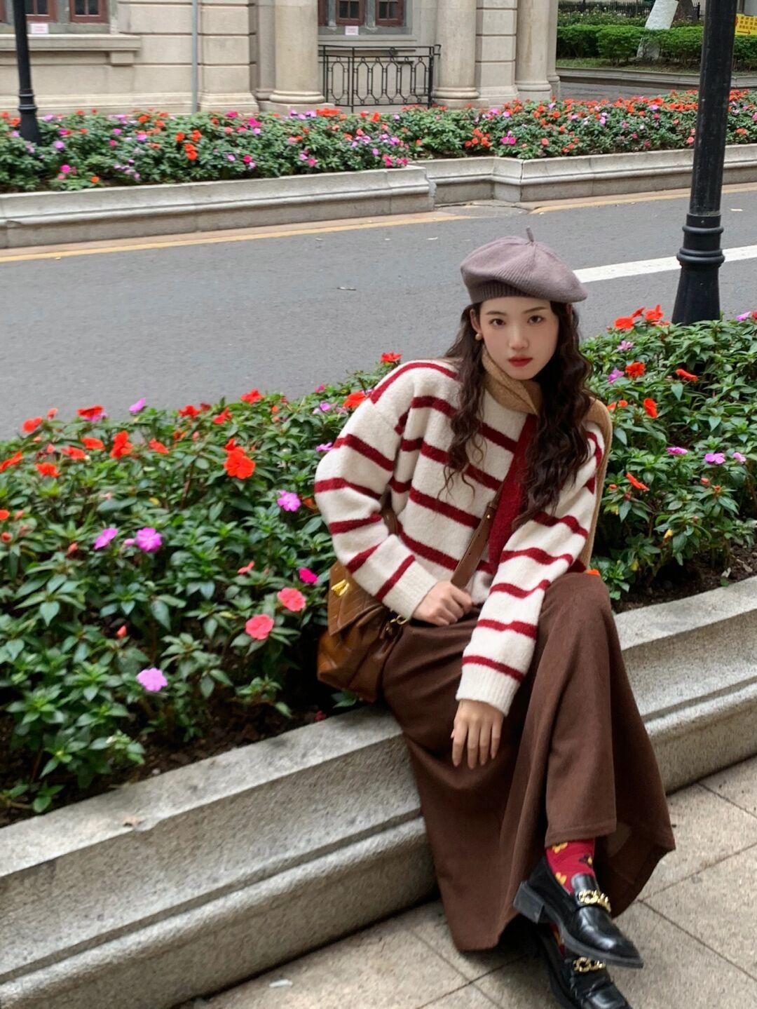 新年穿“毛衣”才洋气，单穿叠穿都好看，让你演绎不费劲的高级休闲区蓝鸢梦想 - Www.slyday.coM