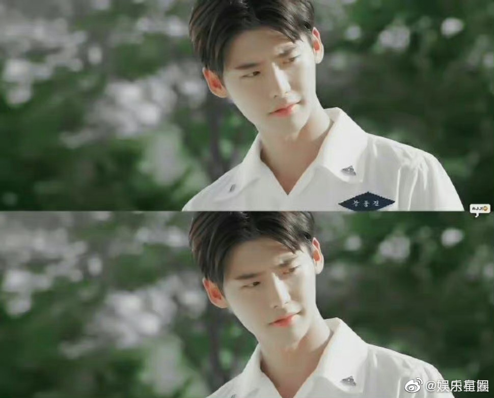 李钟硕新剧少年感 李钟硕新剧《big mouth》