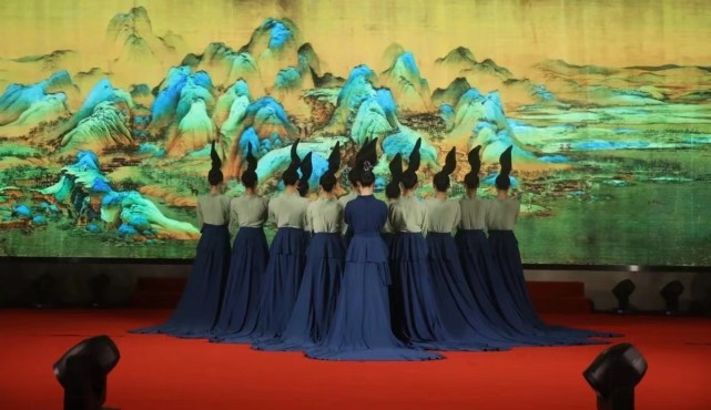 超大排场上春晚!央视请到《只此青绿》登台,彩排造型曝光要封神休闲区蓝鸢梦想 - Www.slyday.coM 超大排场上春晚!央视请到《只此青绿》登台,彩排造型曝光要封神休闲区蓝鸢梦想 - Www.slyday.coM