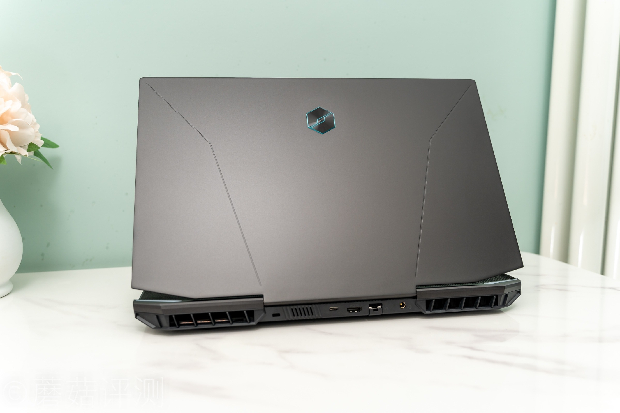 多项新技术加持综合性能提升明显机械革命旷世3070ti游戏本