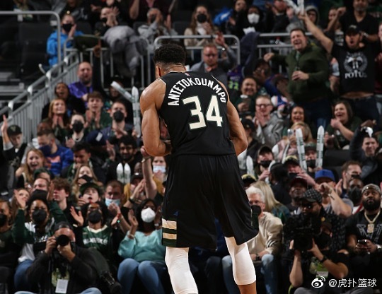 阿德托昆博全场砍下38分13篮板5助攻1抢断|雄鹿|尼克斯|nba常规赛