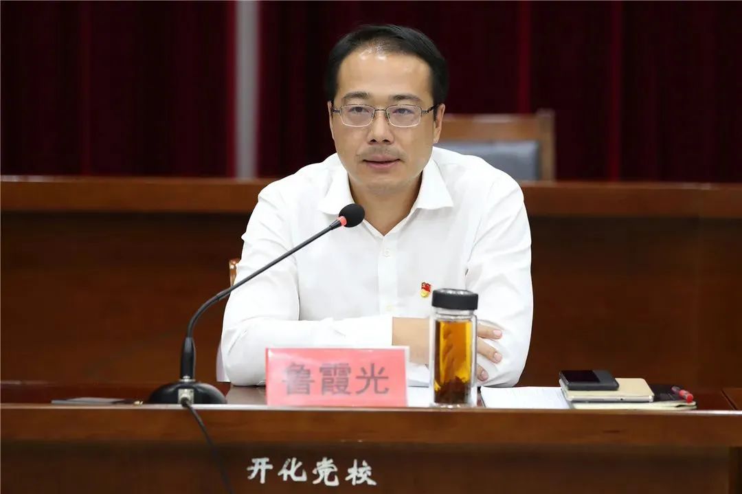 80后鲁霞光跨市履新成浙江地级市最年轻副市长