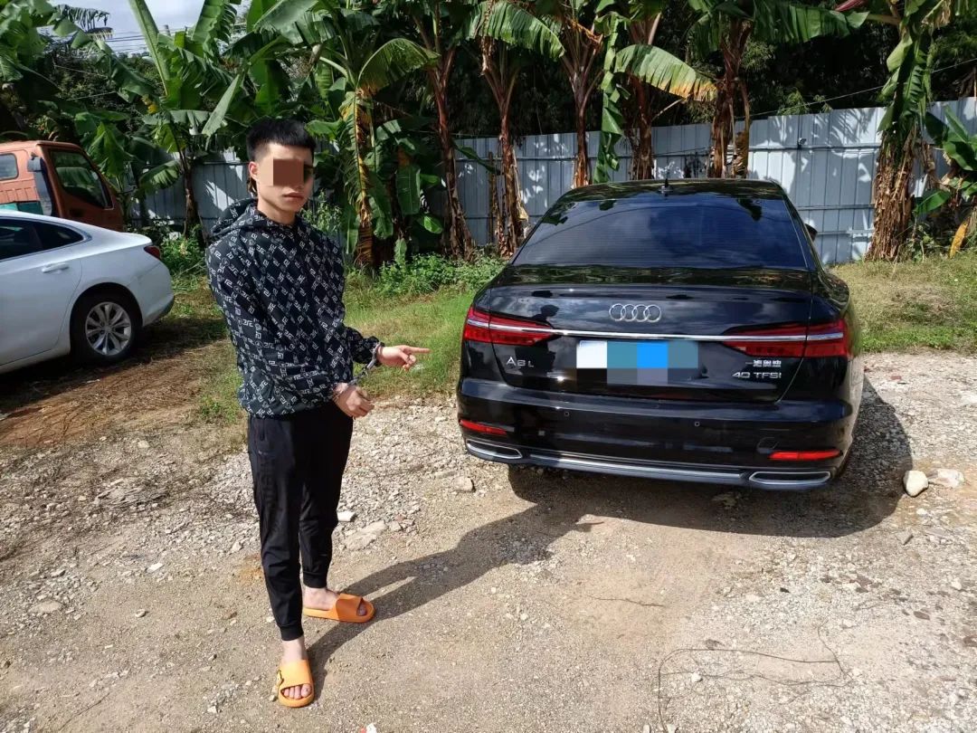 为博女生芳心，海南00后小伙路边上演这一幕…休闲区蓝鸢梦想 - Www.slyday.coM